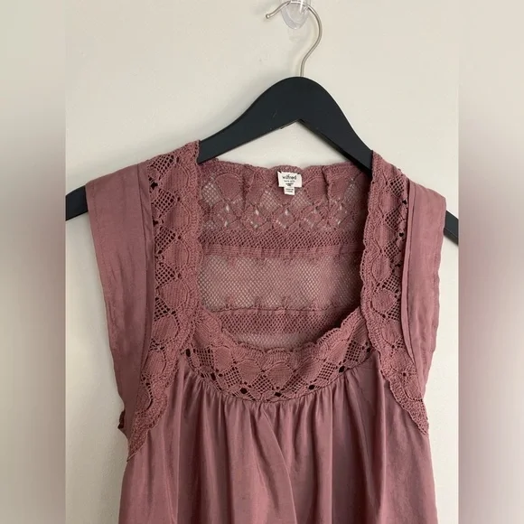 WILFRED lace trimmed silk top. Size XS - Picture 2 of 11